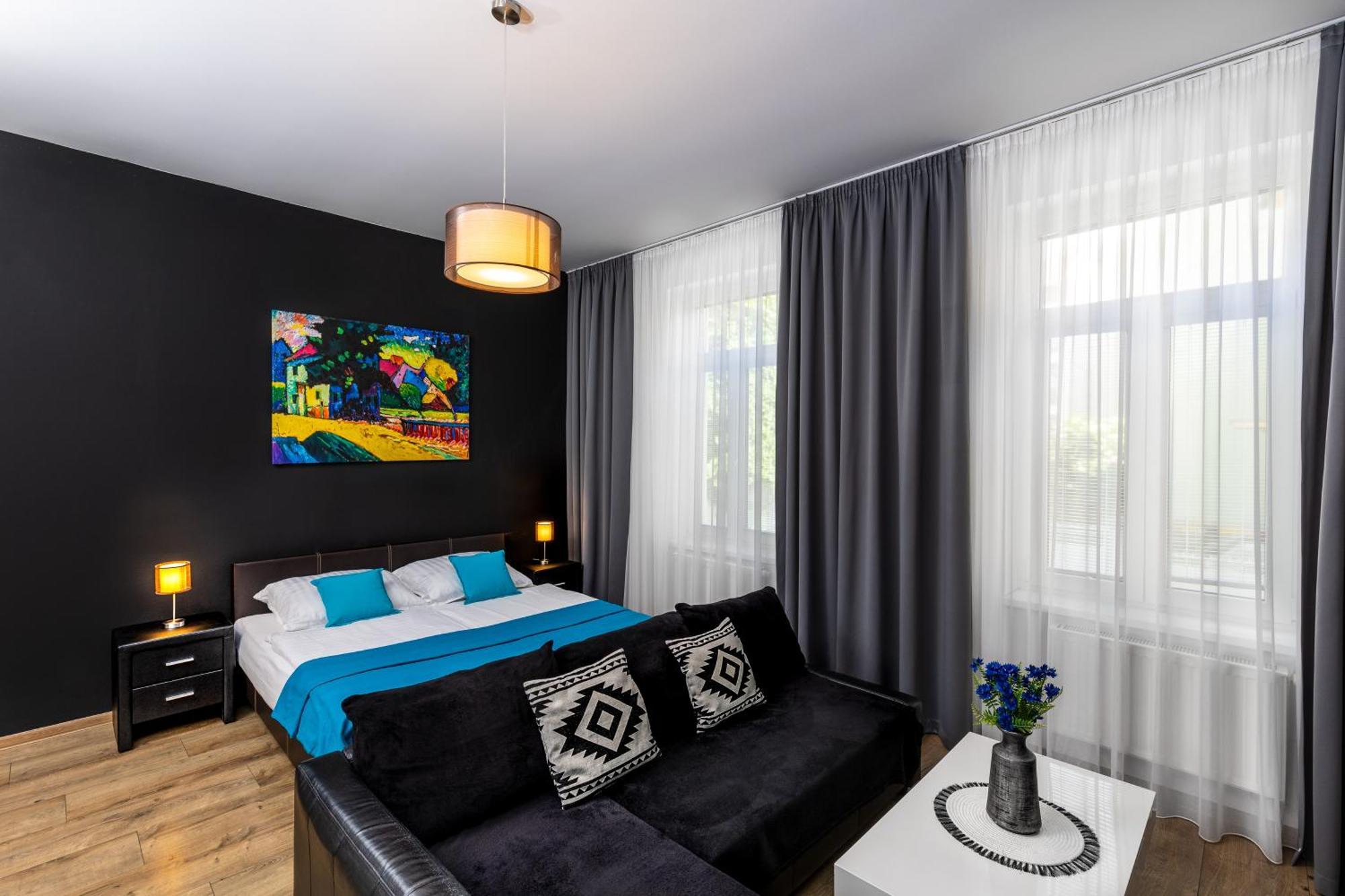 Skackava - Beautiful New Apartment In Direct Centrum, 24H Self Check-In Banská Bystrica Dış mekan fotoğraf