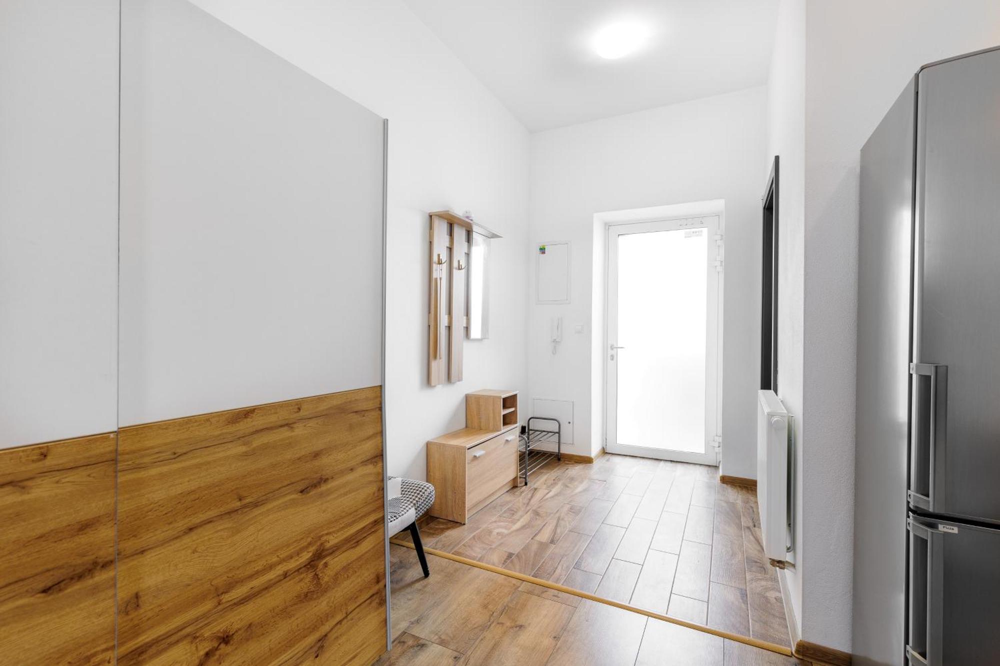 Skackava - Beautiful New Apartment In Direct Centrum, 24H Self Check-In Banská Bystrica Dış mekan fotoğraf
